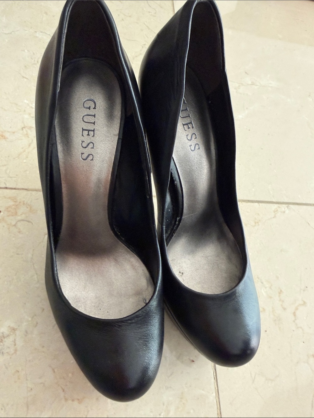 GUESS Black Rounded-Toe Women's Heels